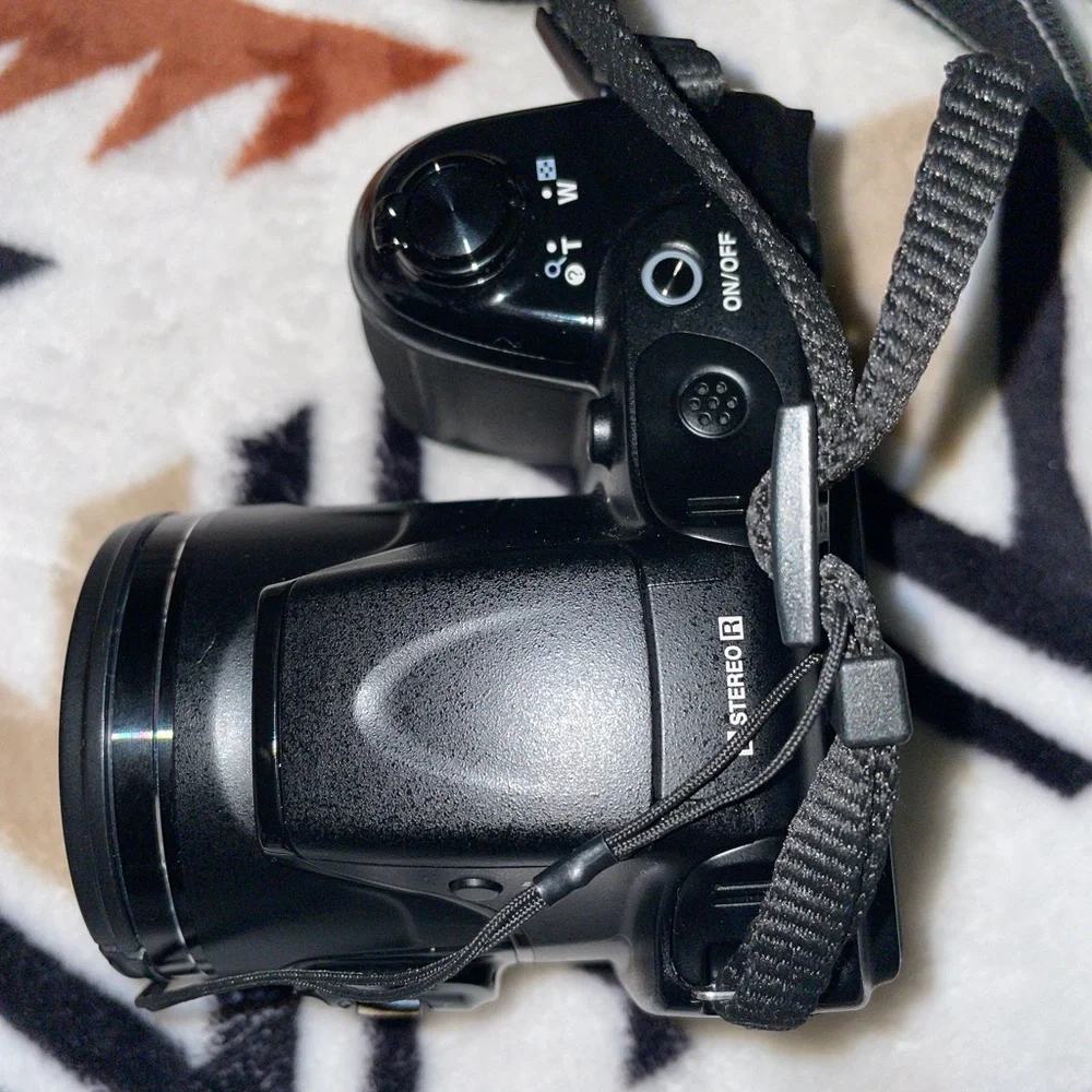 Nikon Coolplix L820